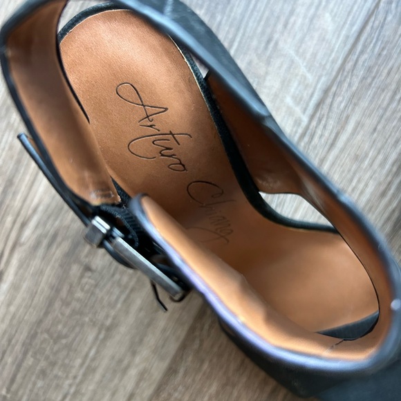 Arturo Chiang Striped Leather Wedge Sandals | 8 - Picture 4 of 8